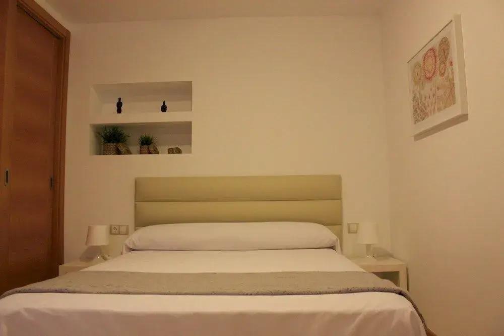 Debambu Apartments 0*