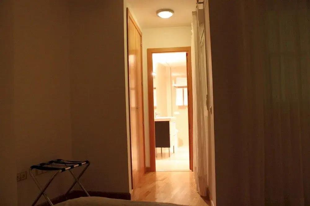 Debambu Apartments 0*