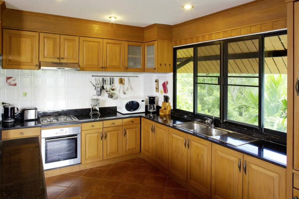 Thara Bayview Villa 0*