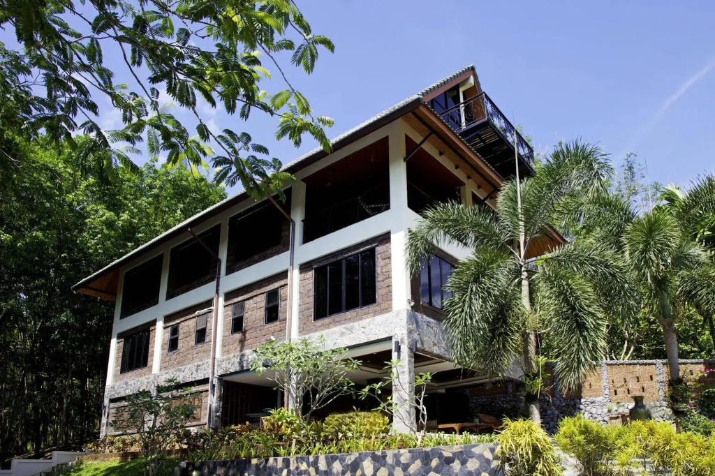 Thara Bayview Villa 0*