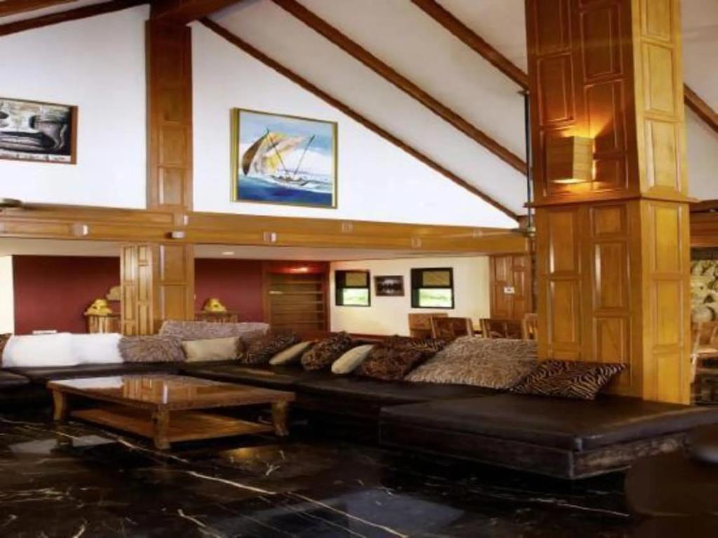 Thara Bayview Villa 0*