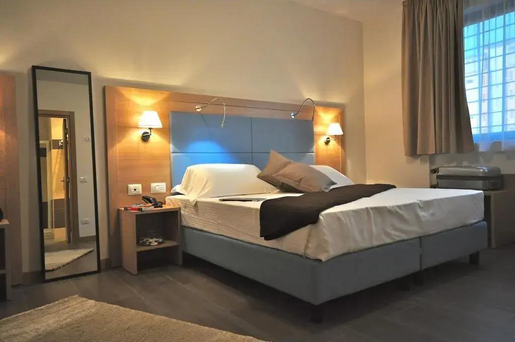 325 Tor Vergata Hotel 3*