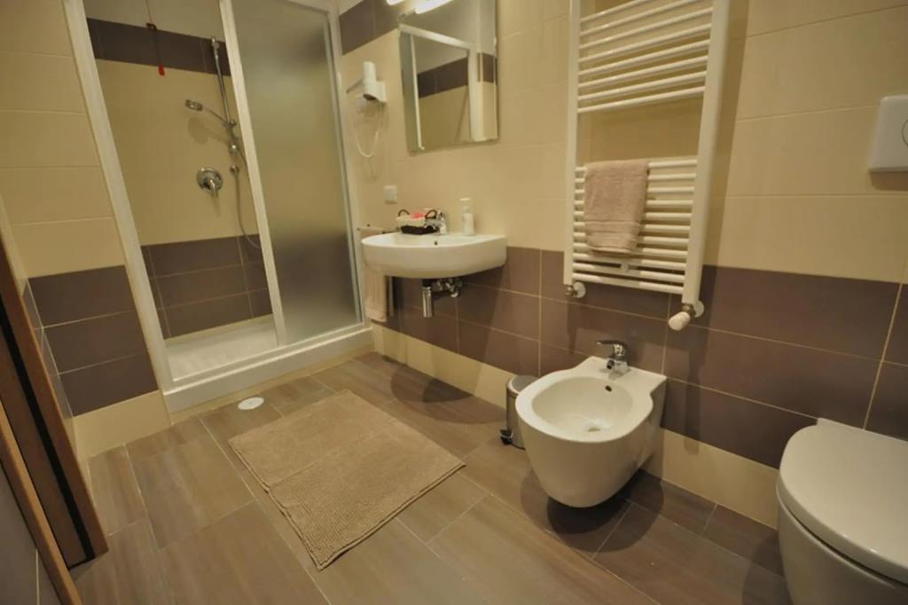 325 Tor Vergata Hotel 3*