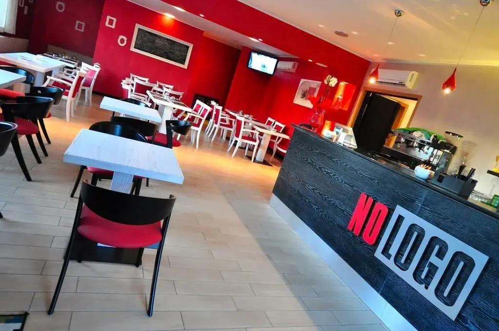 325 Tor Vergata Hotel 3*
