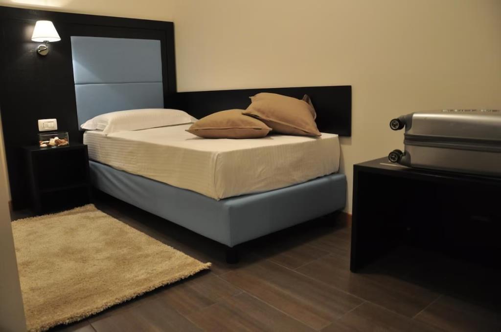 325 Tor Vergata Hotel 3*