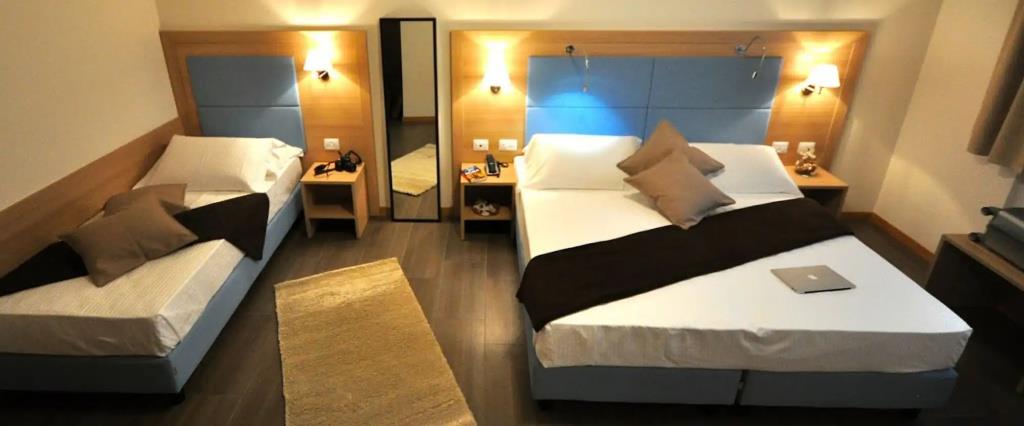 325 Tor Vergata Hotel 3*