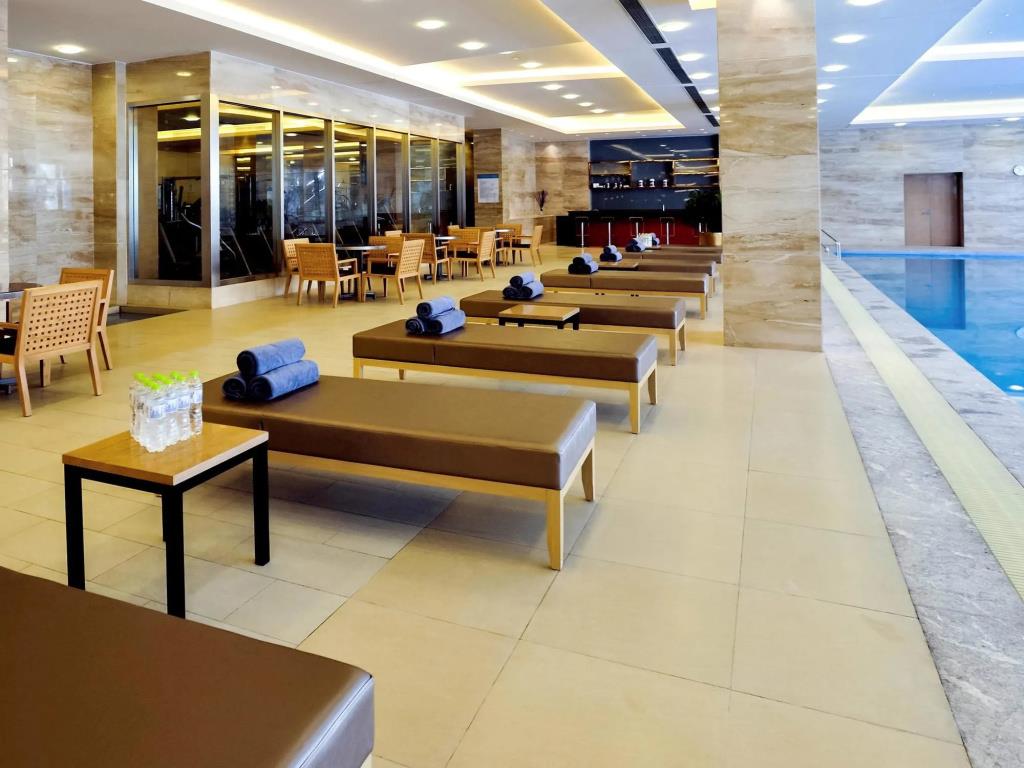 Pullman Linyi Lushang 4*