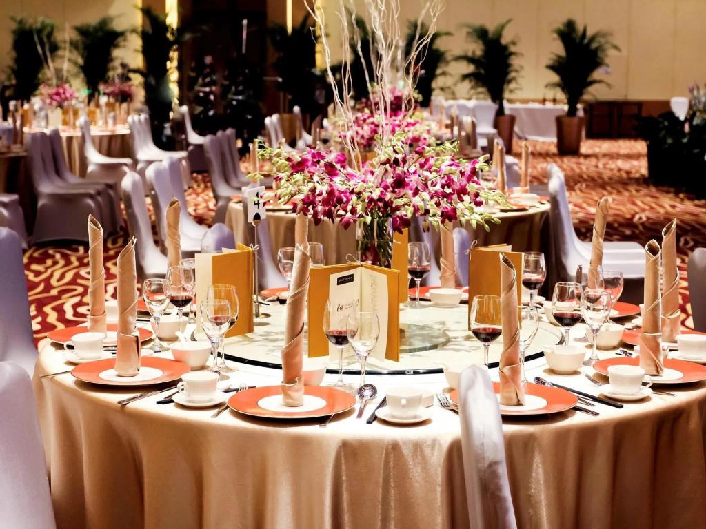 Pullman Linyi Lushang 4*