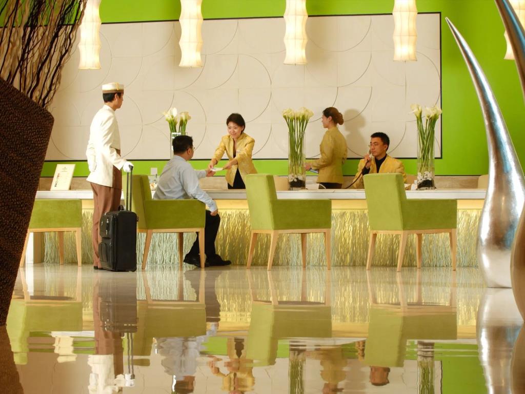 Haiyue Jianguo Hotel 5*