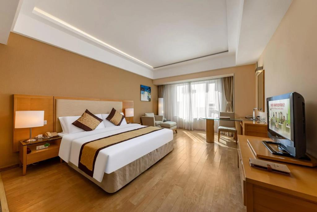 Haiyue Jianguo Hotel 5*
