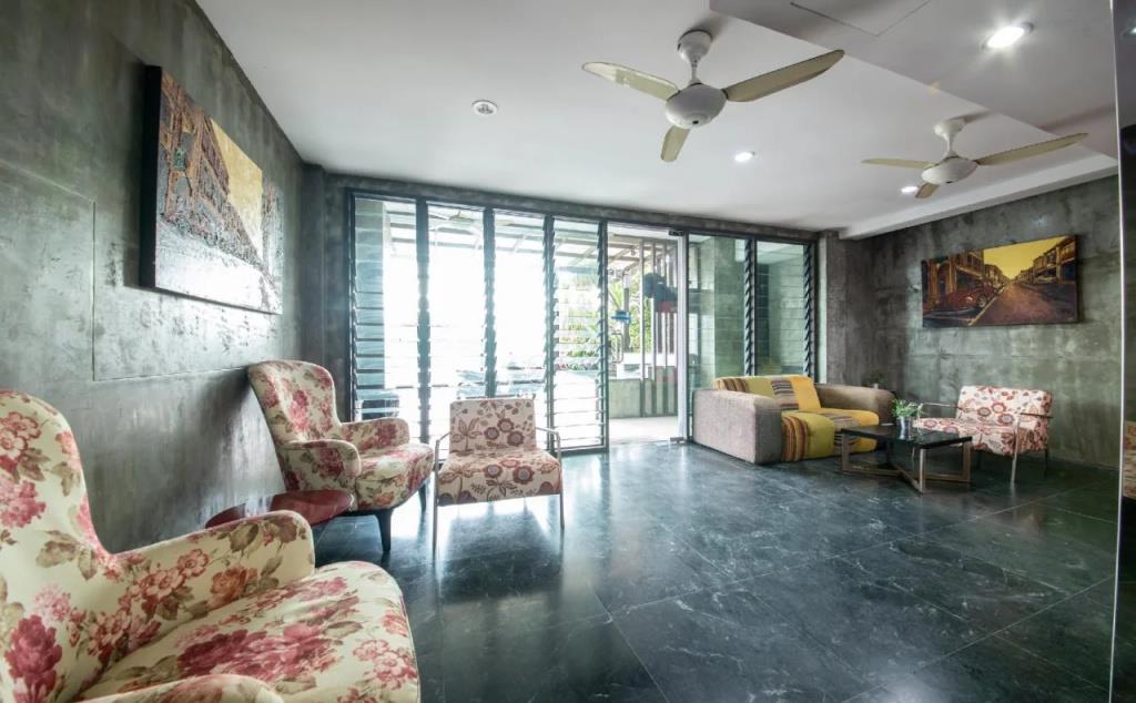 OYO 358 Rattana Residence Thalang 2*