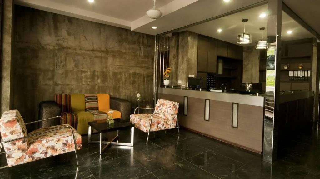 OYO 358 Rattana Residence Thalang 2*