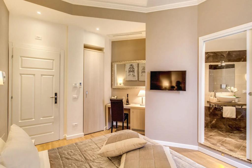 The Bridge Suites 0*