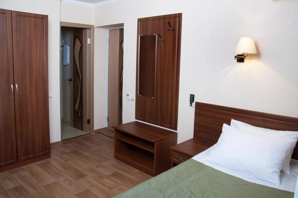 Znamensk Hotel 3*