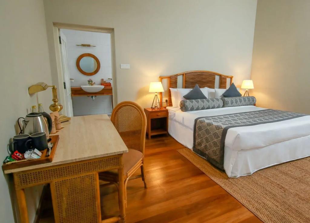 Castle Hill Bungalow 3*