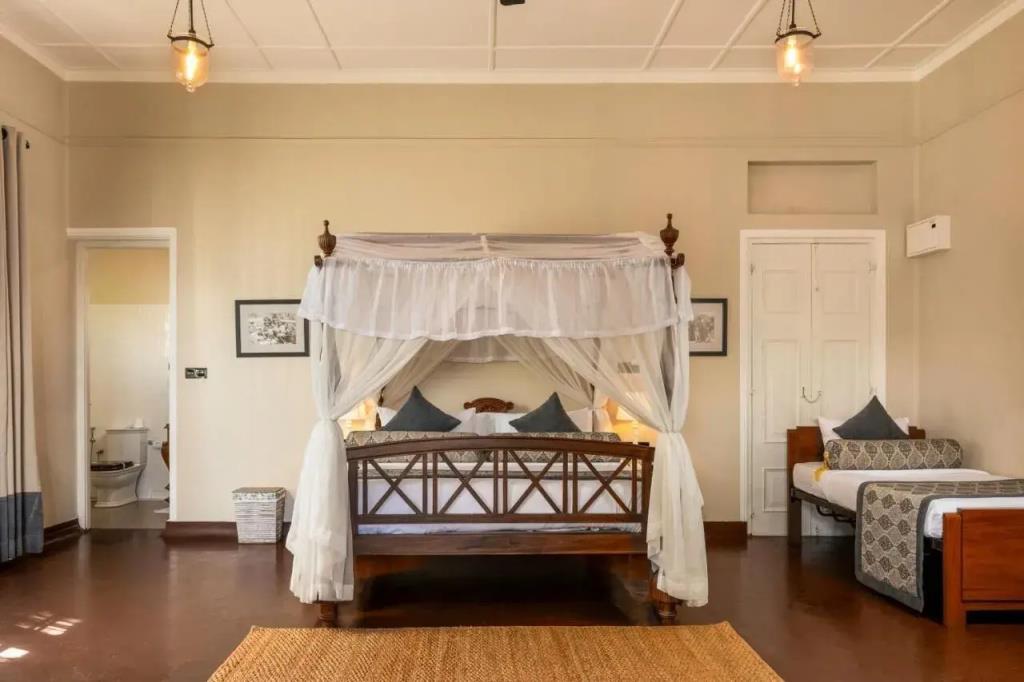 Castle Hill Bungalow 3*