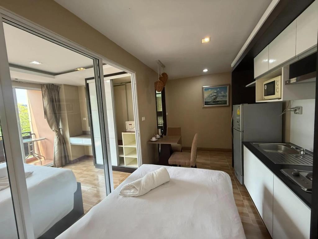 Greenview Ekkamai 10 3*