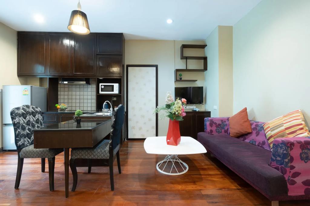Greenview Ekkamai 10 3*