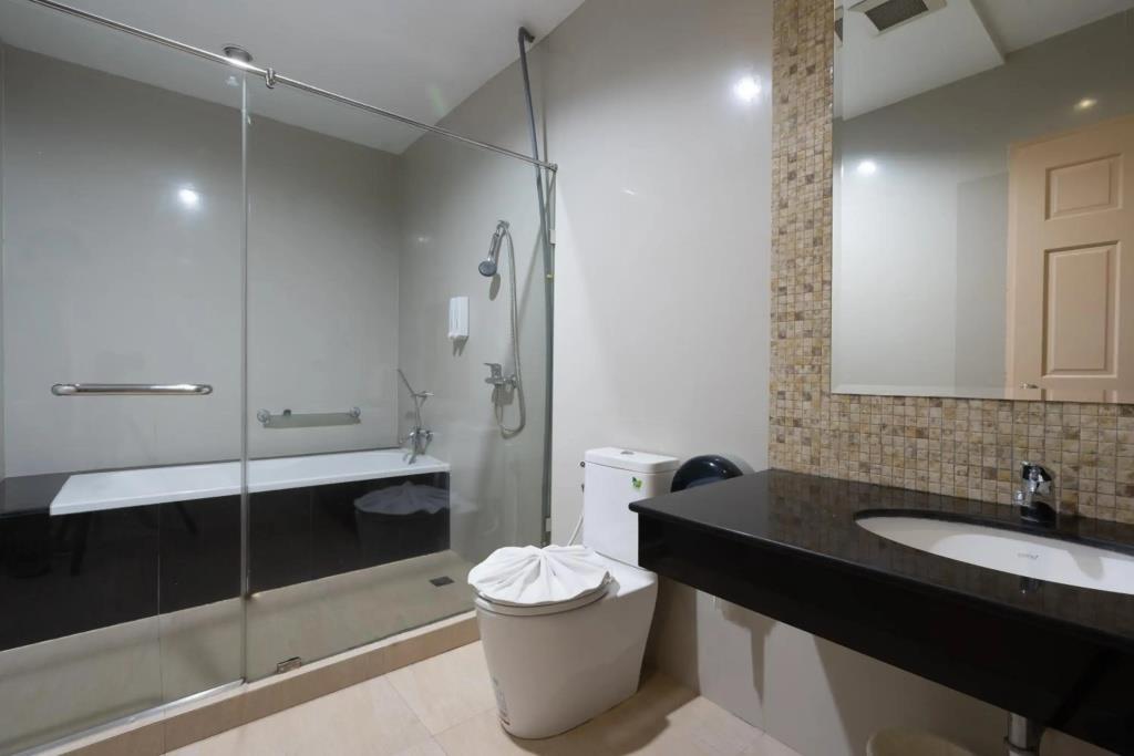 Greenview Ekkamai 10 3*