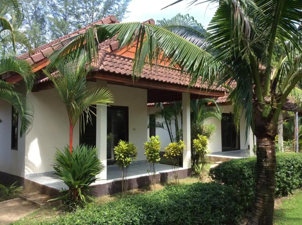 Cousin Resort 3*