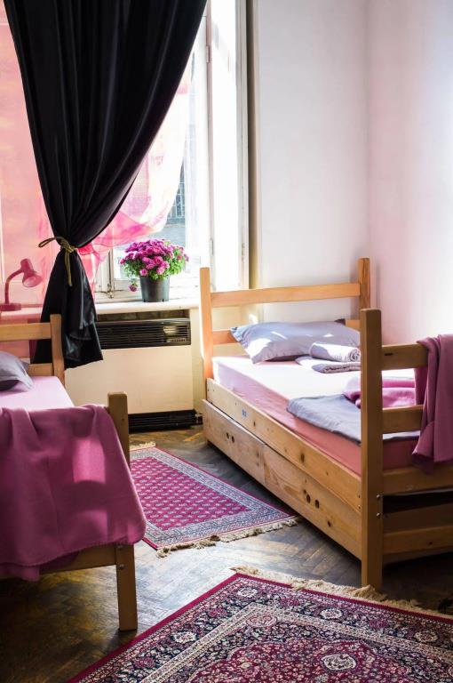 Opera Rooms&Hostel 4*