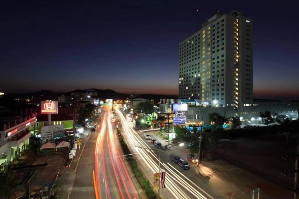 Diamond Plaza Hotel Suratthani 3*