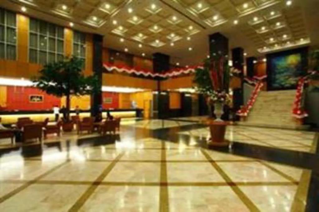 Diamond Plaza Hotel Suratthani 3*