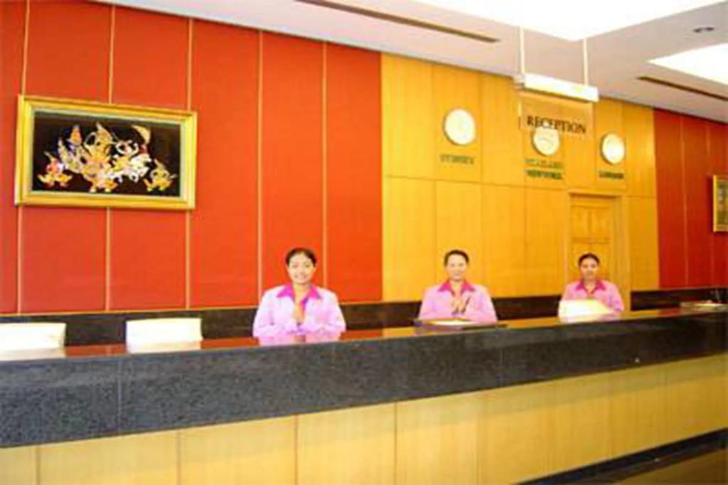 Diamond Plaza Hotel Suratthani 3*