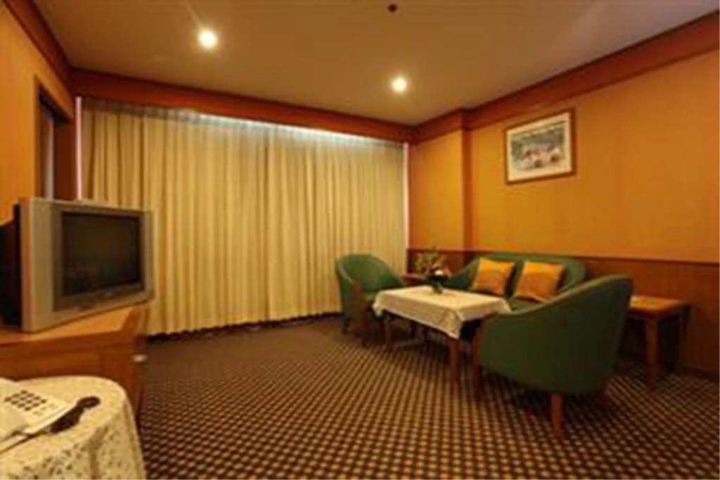 Diamond Plaza Hotel Suratthani 3*