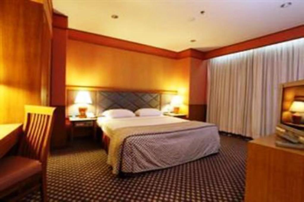 Diamond Plaza Hotel Suratthani 3*