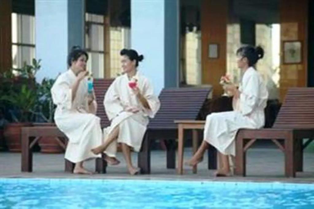 Diamond Plaza Hotel Suratthani 3*