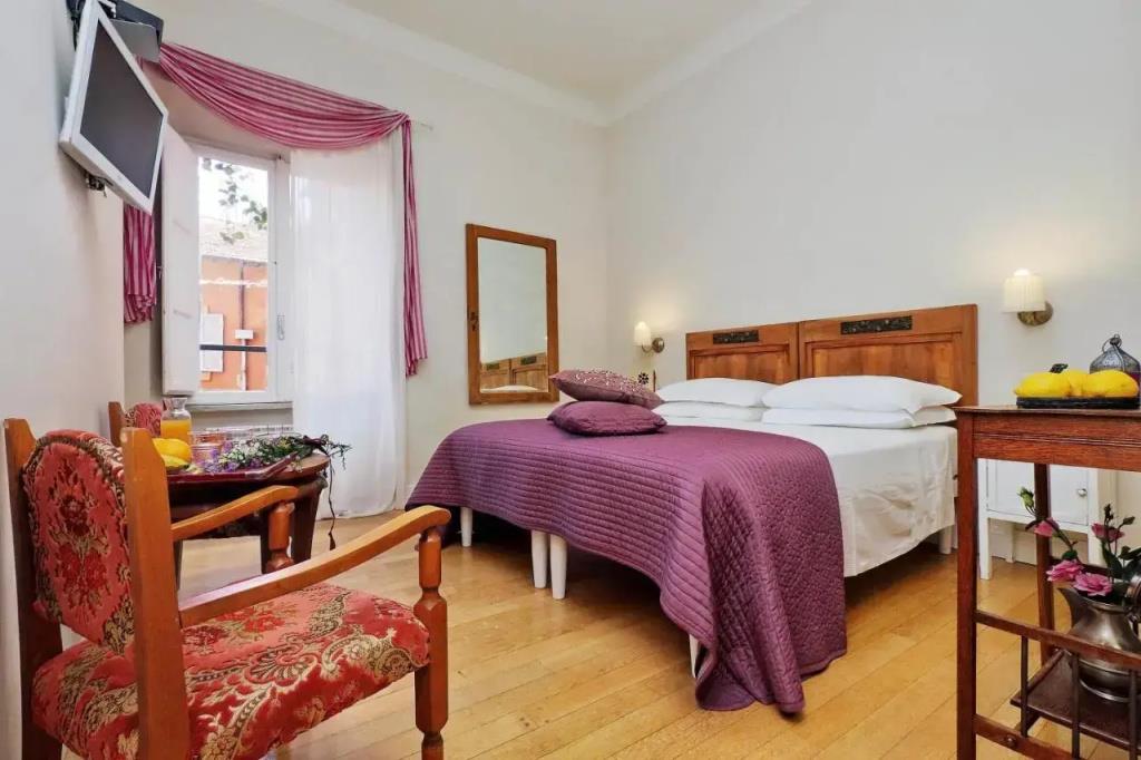 Amaranto Romano Hotel 0*