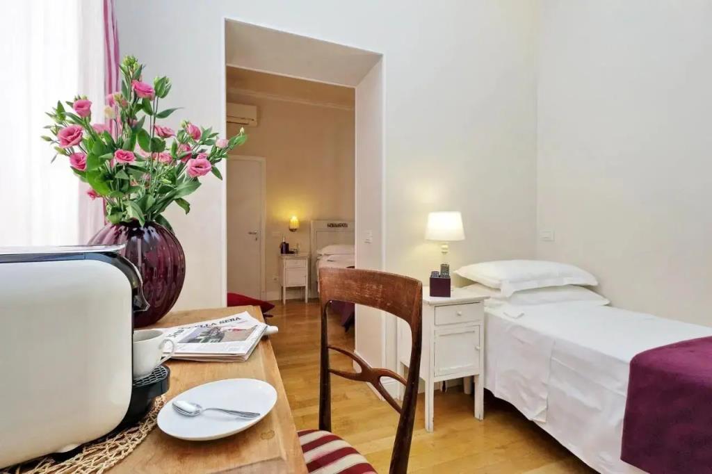 Amaranto Romano Hotel 0*