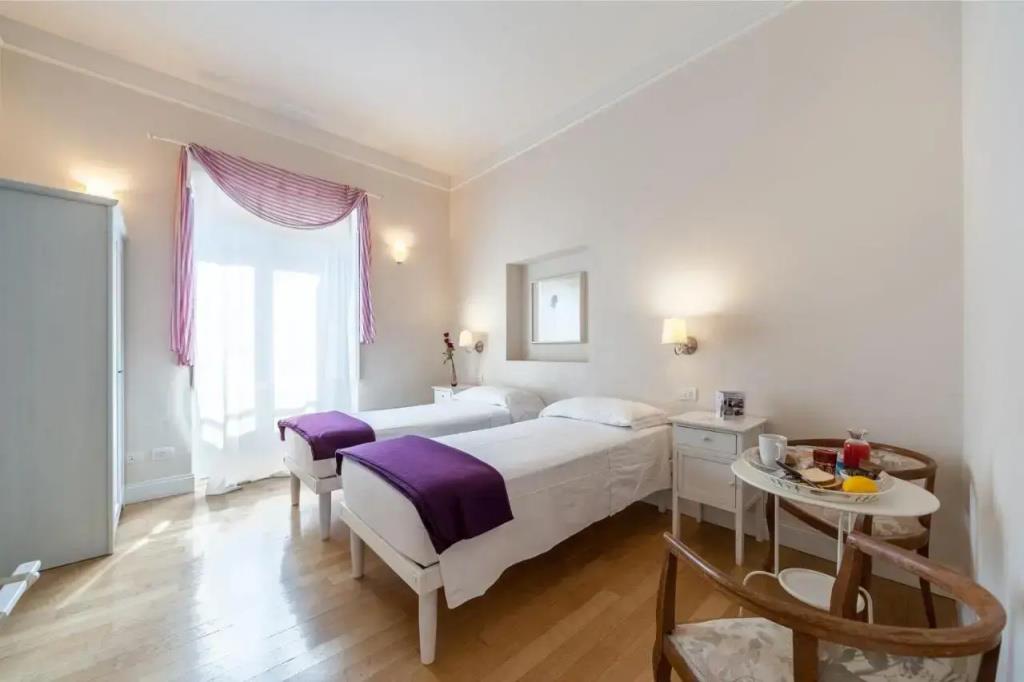 Amaranto Romano Hotel 0*