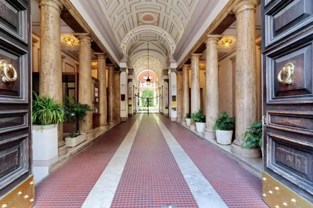 Amaranto Romano Hotel 0*