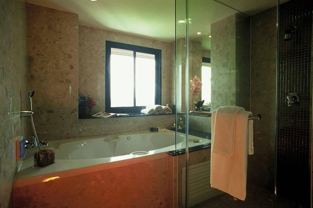 Gardengrove Suites 4*