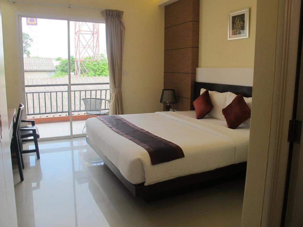 Phuket Jula Place 3*