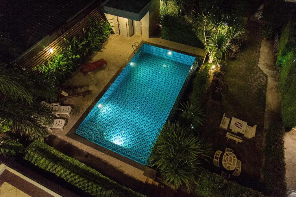 Phuket Jula Place 3*