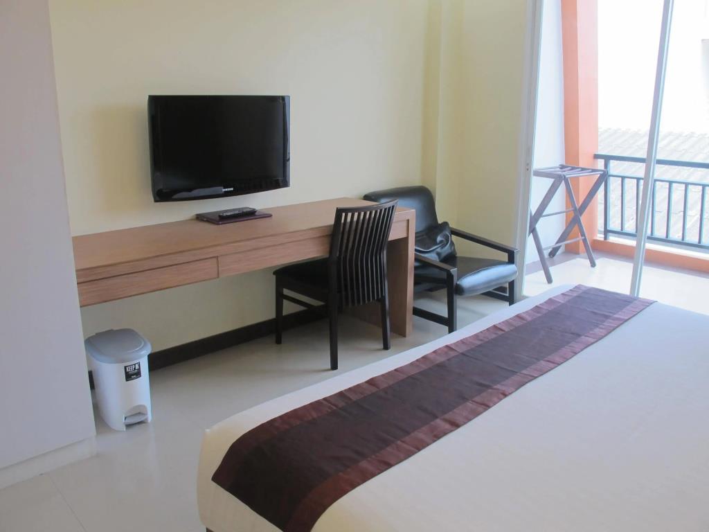 Phuket Jula Place 3*