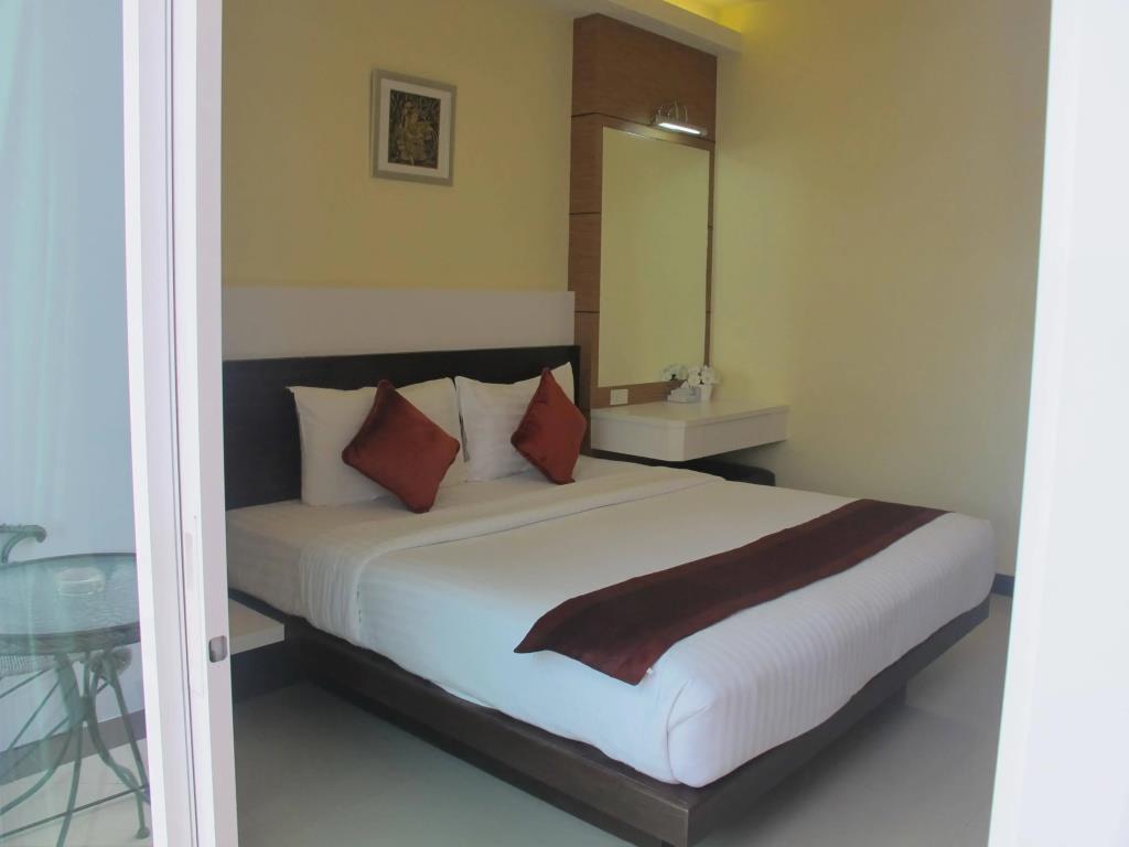 Phuket Jula Place 3*