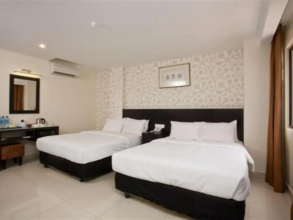 Hotel GreenWay 3*