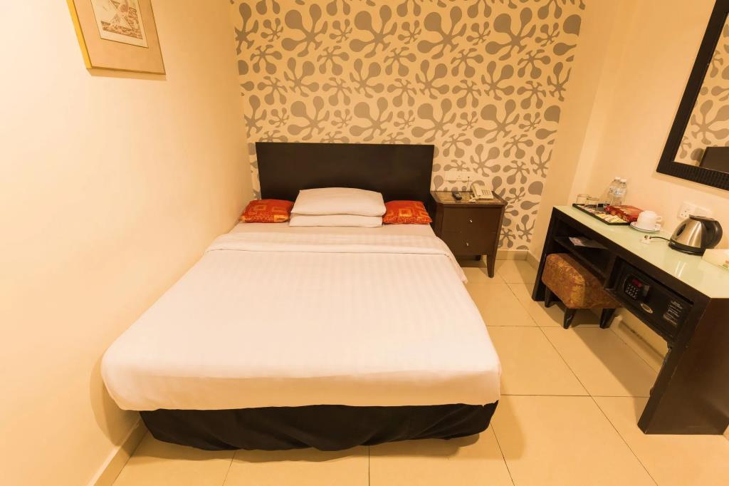 Hotel GreenWay 3*