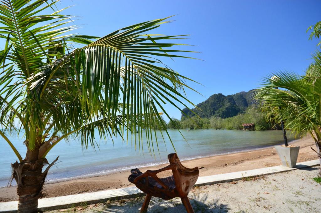 Diamond Beach Resort 3*