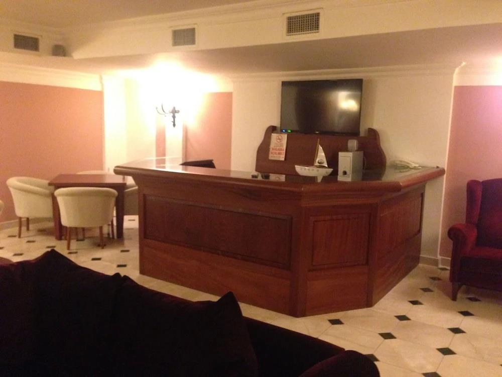 Bay Nihat Lale Otel 0*
