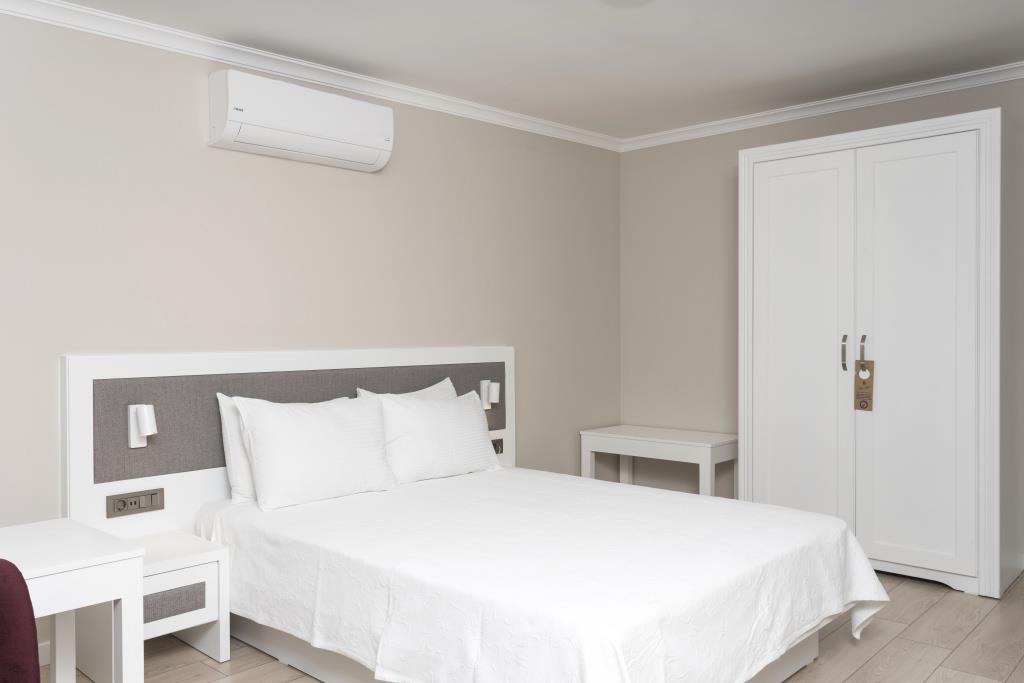 Bay Nihat Lale Otel 0*