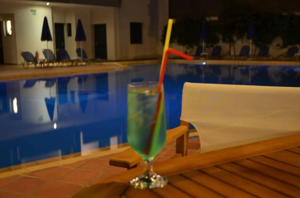 Christina Beach Hotel 2*
