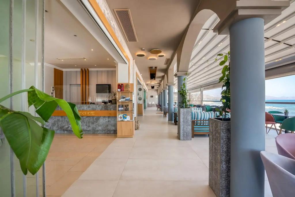Christina Beach Hotel 2*
