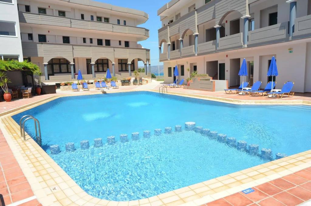 Christina Beach Hotel 2*