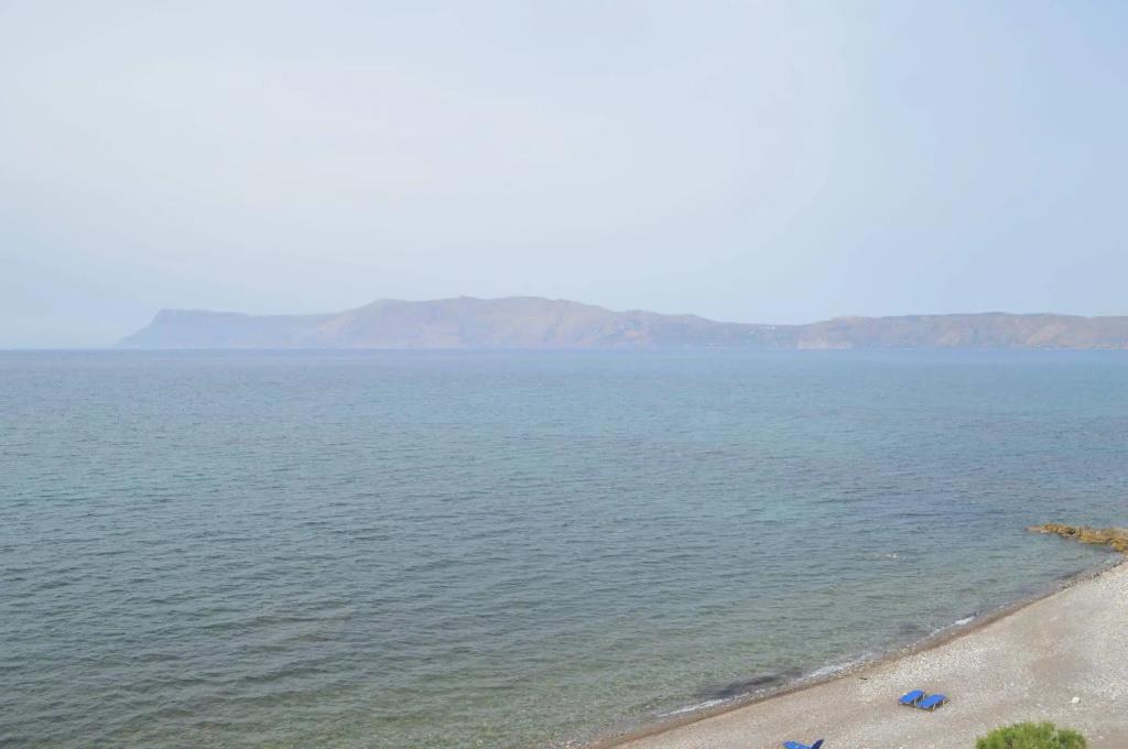 Christina Beach Hotel 2*