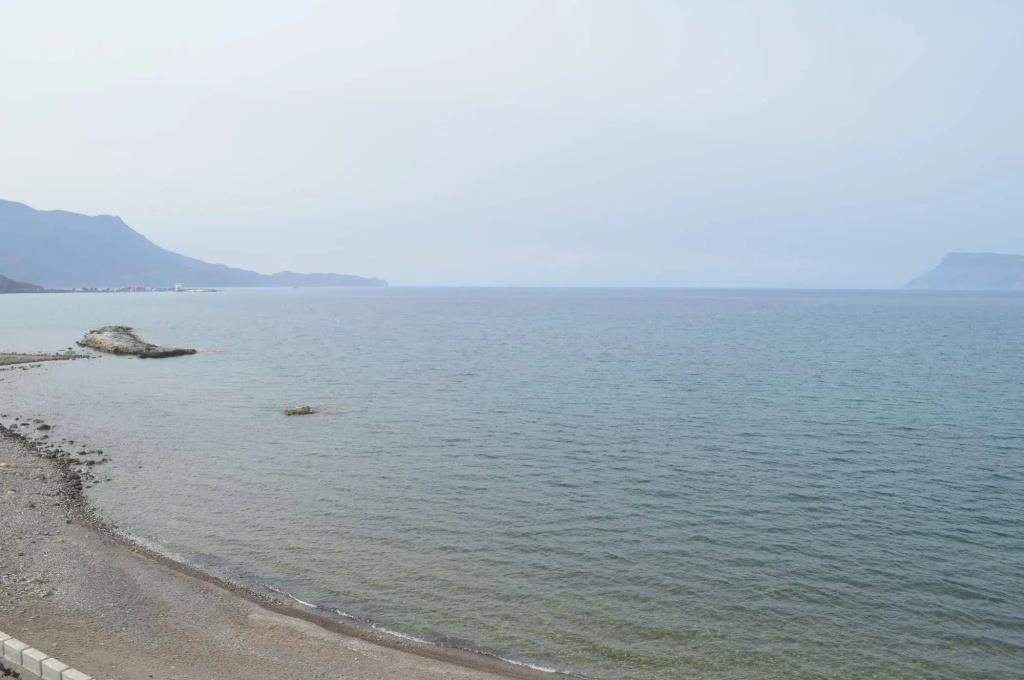Christina Beach Hotel 2*